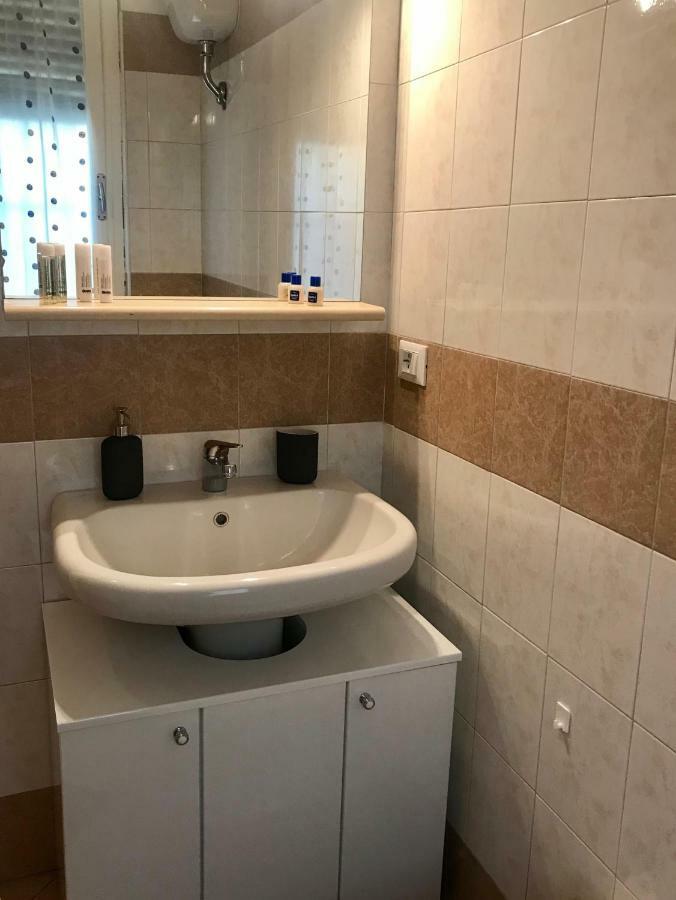 Cute Flat - Best Price - Wi Fi - Ac - Tv Florence Extérieur photo